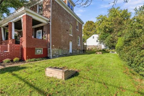 610 Ravenswood Avenue Ross Township PA 15202