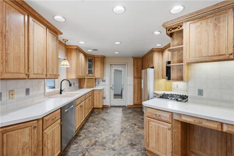 225 Horne Avenue Saxonburg Boro PA 16056