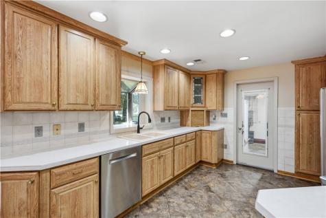 225 Horne Avenue Saxonburg Boro PA 16056