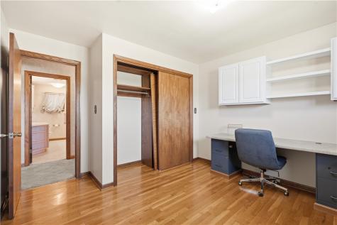 225 Horne Avenue Saxonburg Boro PA 16056