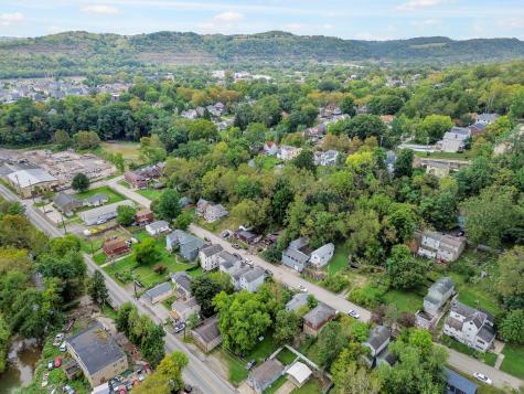 732 Valley Street Oakmont PA 15139