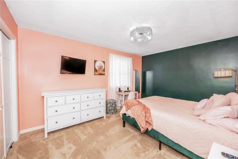 5210 Redwood Drive White Township PA 15701