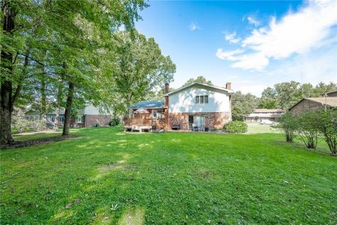 5210 Redwood Drive White Township PA 15701