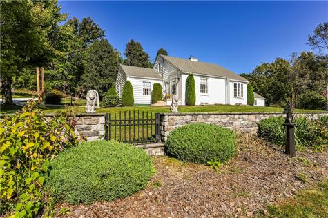 110 Daffodil Lane Hempfield Township PA 15644