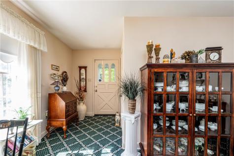110 Daffodil Lane Hempfield Township PA 15644