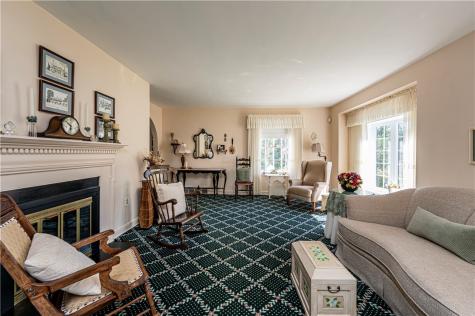 110 Daffodil Lane Hempfield Township PA 15644