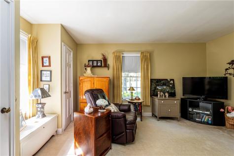 110 Daffodil Lane Hempfield Township PA 15644