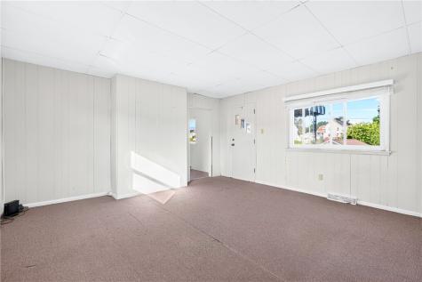 698 High Street California PA 15419