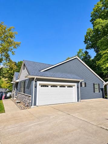 1003 Laurel Hill Drive West Homestead PA 15120