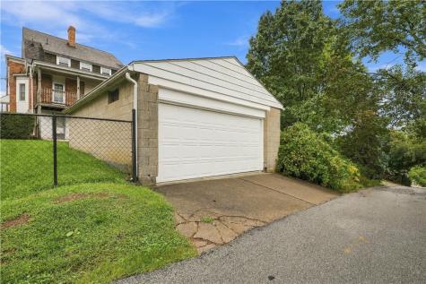 1500 Creedmoor Avenue Brookline PA 15226