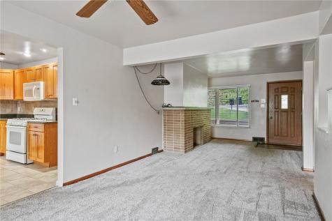 8 Norwich Avenue West View PA 15229