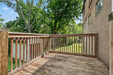 8 Norwich Avenue West View PA 15229