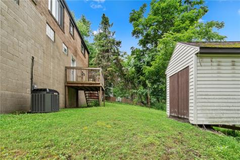 8 Norwich Avenue West View PA 15229