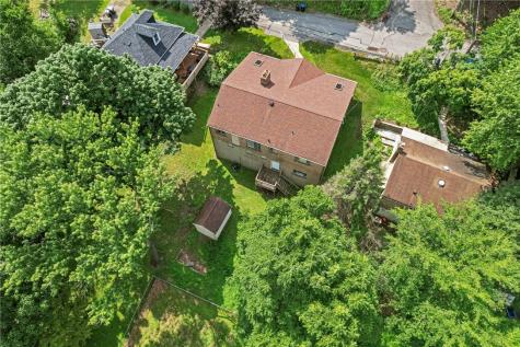8 Norwich Avenue West View PA 15229