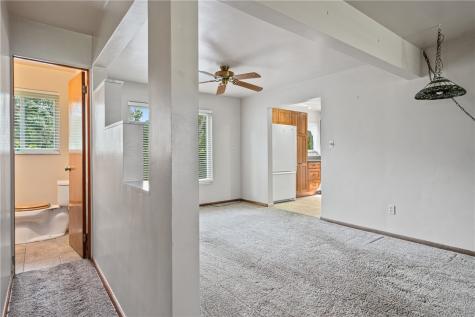 8 Norwich Avenue West View PA 15229