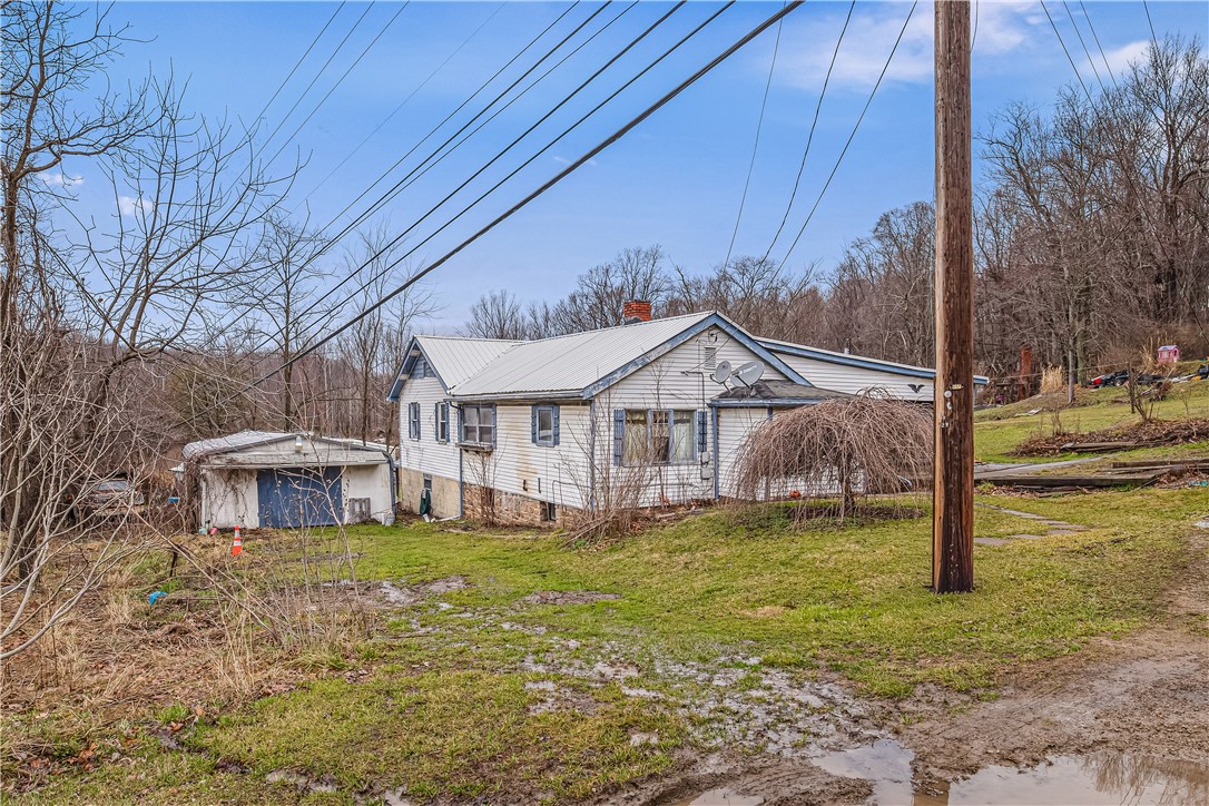 497 Three Mile Hill Bullskin Township PA 15666