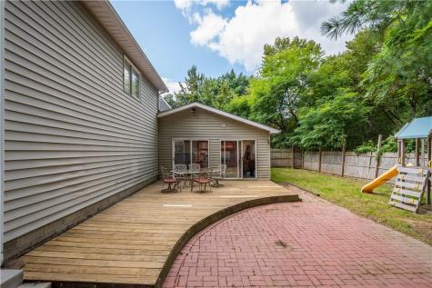 530 Spruce Run Road Avalon PA 15202