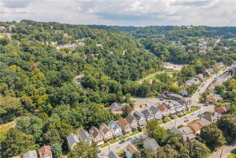 530 Spruce Run Road Avalon PA 15202