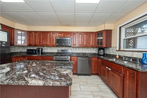 33 5th Street Aspinwall PA 15215