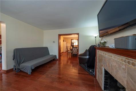 33 5th Street Aspinwall PA 15215