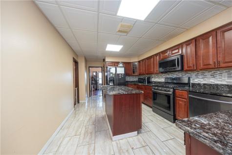 33 5th Street Aspinwall PA 15215