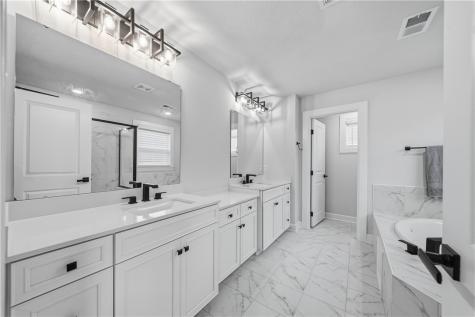 325 Crest Lane Adams Township PA 16046