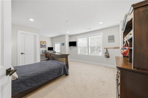 325 Crest Lane Adams Township PA 16046