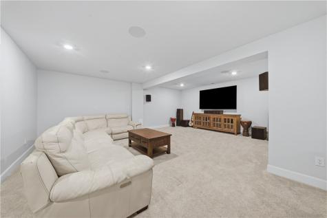 325 Crest Lane Adams Township PA 16046