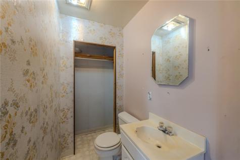 720 Park Avenue Belle Vernon PA 15012