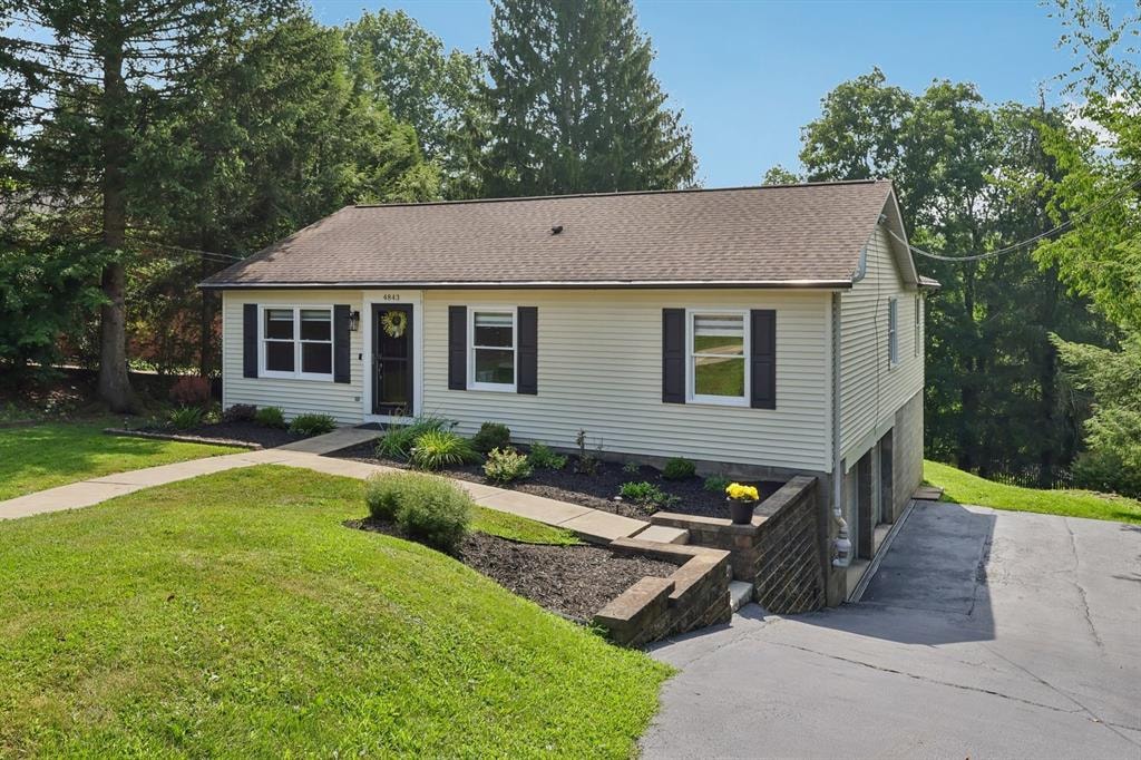 4843 King Road Hampton PA 15101