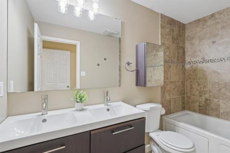 4843 King Road Hampton PA 15101
