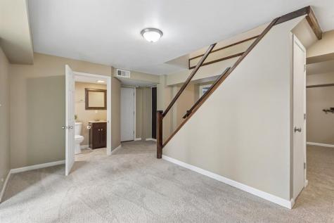 4843 King Road Hampton PA 15101