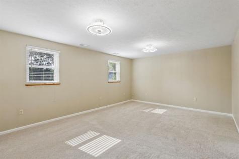 4843 King Road Hampton PA 15101