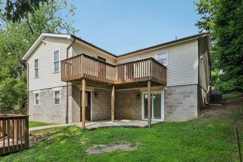 4843 King Road Hampton PA 15101