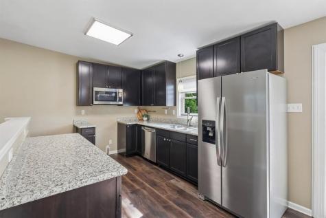 4843 King Road Hampton PA 15101