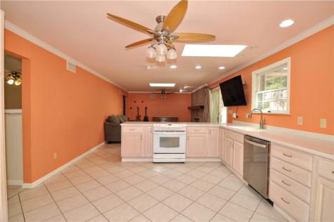 14 Esther Street Fallowfield PA 15022