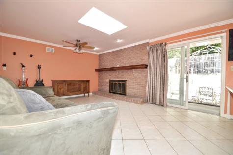 14 Esther Street Fallowfield PA 15022
