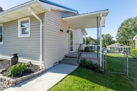 2002 Nippert Avenue Chippewa Township PA 15010
