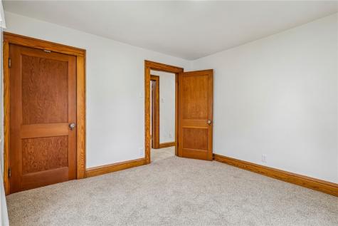 8 E Morehead Avenue Shenango Township PA 16102