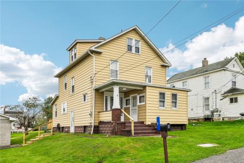 8 E Morehead Avenue Shenango Township PA 16102