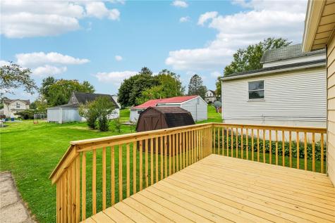 8 E Morehead Avenue Shenango Township PA 16102