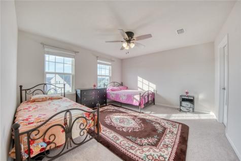405 Creekside Court North Strabane PA 15330