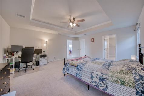405 Creekside Court North Strabane PA 15330