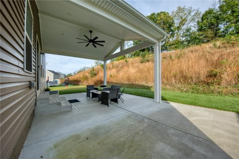 405 Creekside Court North Strabane PA 15330