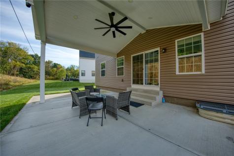 405 Creekside Court North Strabane PA 15330