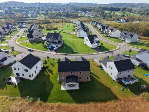 405 Creekside Court North Strabane PA 15330