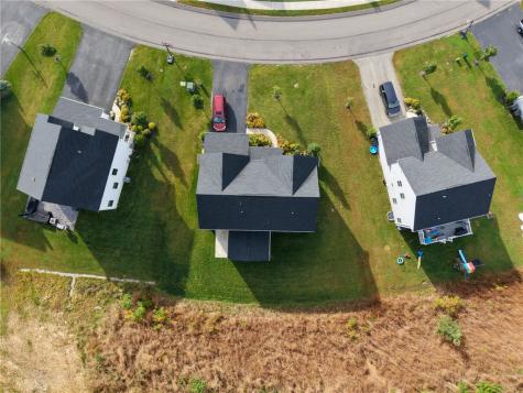 405 Creekside Court North Strabane PA 15330