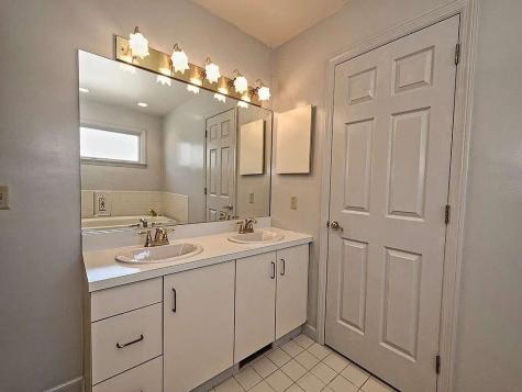 107 Fox Ridge Farms Drive O'hara PA 15215