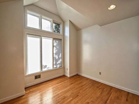 107 Fox Ridge Farms Drive O'hara PA 15215
