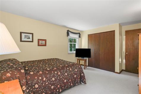 172 Crossing Ridge Trail Cranberry Township PA 16066